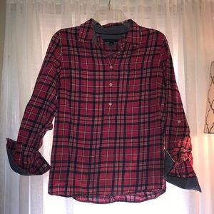 Women’s plaid shirt